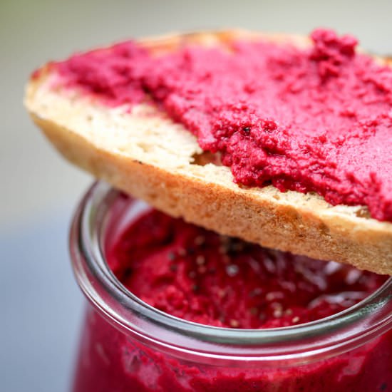 Beet Horseradish Hummus