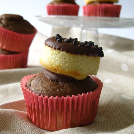 Chocolate donut cupcakes