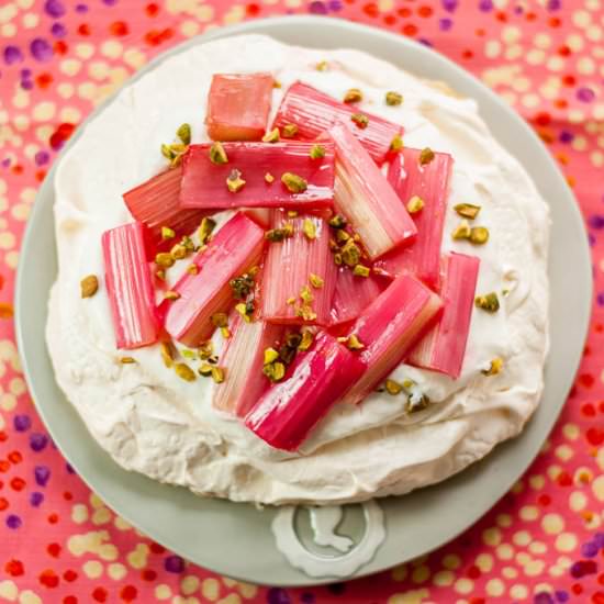 Pavlova with Rhubarb and Pistachios