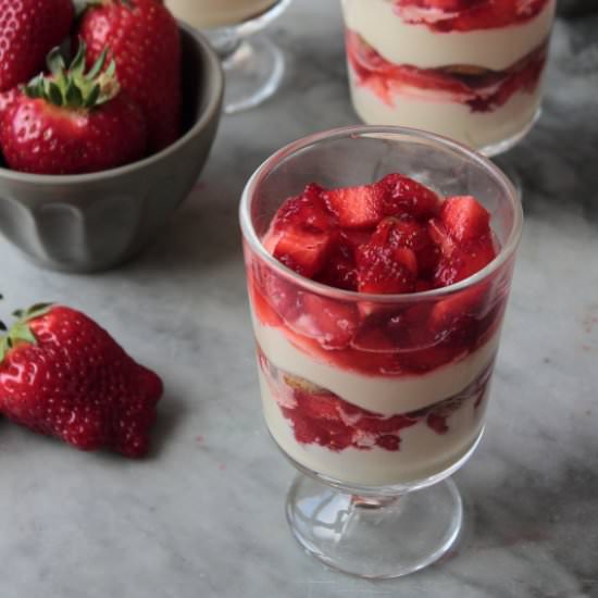 Tiramisù with Strawberries