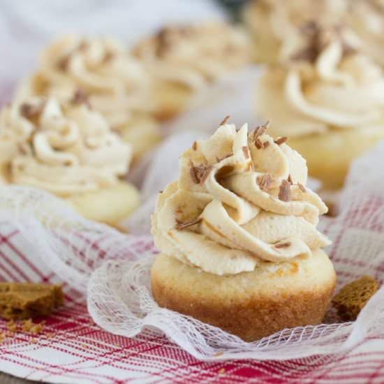 Cookie Butter Filled Cookie Cups