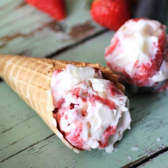 Le’Lemon Berry Ice Cream