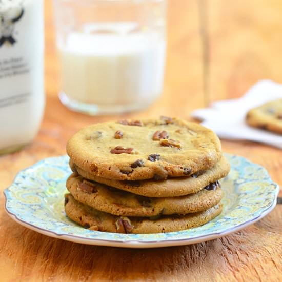 Caramel Pecan Chocolate Chip Cookie