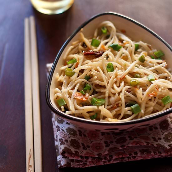 Veg Hakka Noodles