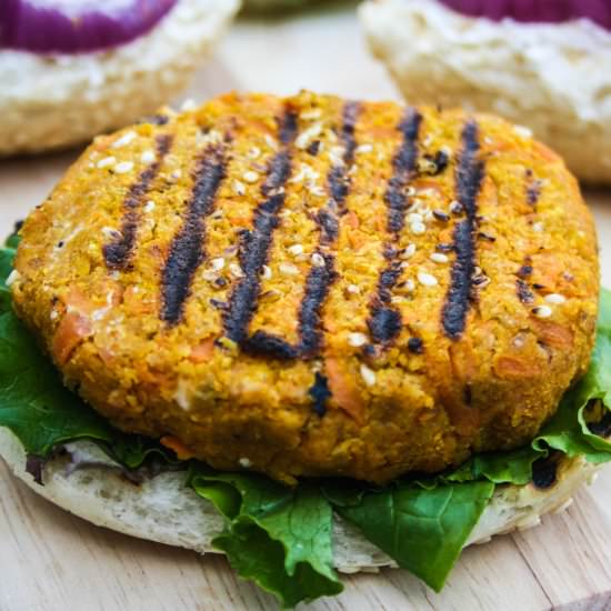 Sesame Carrot and Chickpea Burgers