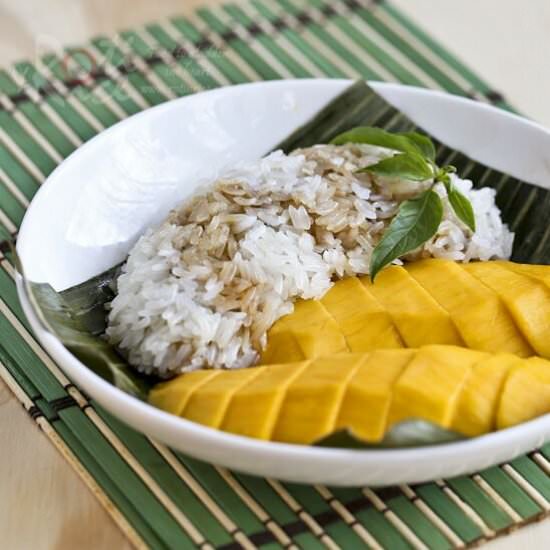 Mango Sticky Rice Dessert