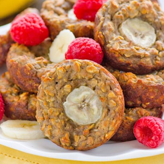 Banana Protein Baked Oatmeal Cups