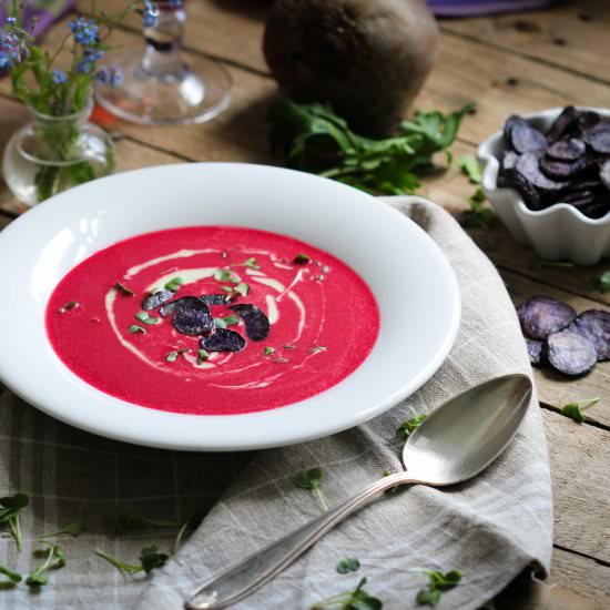 Wasabi-Beetroot Soup