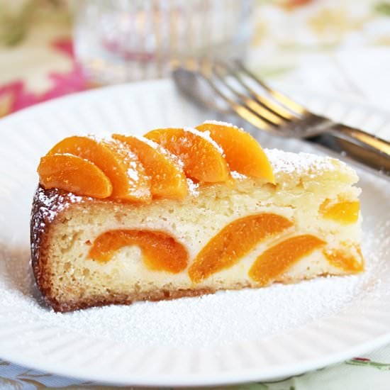 Springtime Apricot Cake