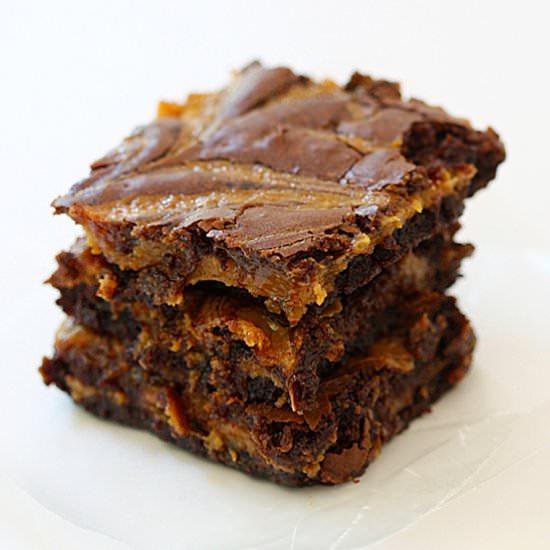 Ooey Gooey Dulce de Leche Brownies