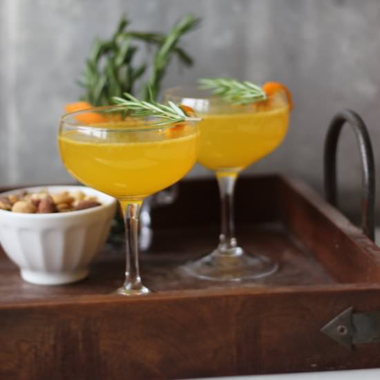 Clementine Rosemary Bubbly Cocktail