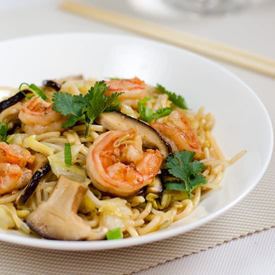 Shrimp and Vegetable Fried Noodles