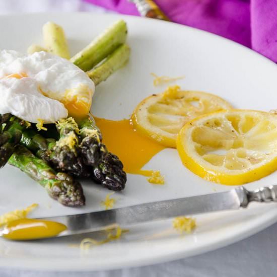 Green Asparagus with Poached Eggs