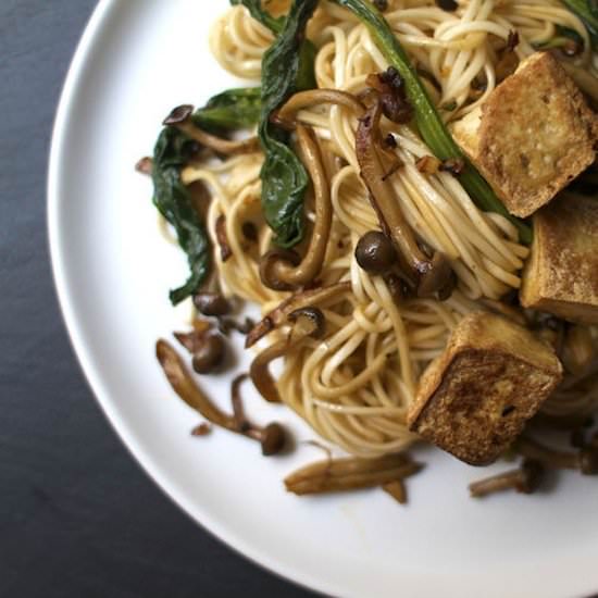 Spicy Udon Noodles with Mushrooms