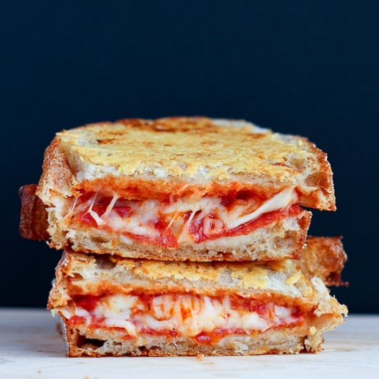 Parmesan Pizza Grilled Cheese