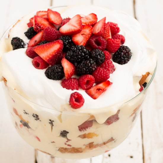 Lemon Curd Berry Trifle