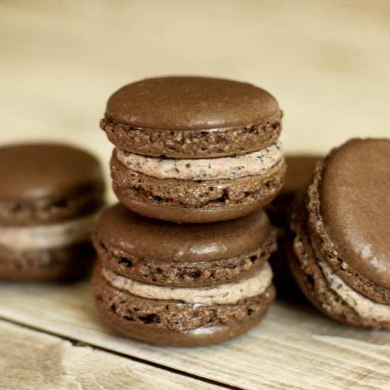 Cookies n’ Cream Macarons