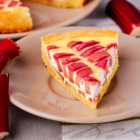 Rhubarb Sour Cream Tart