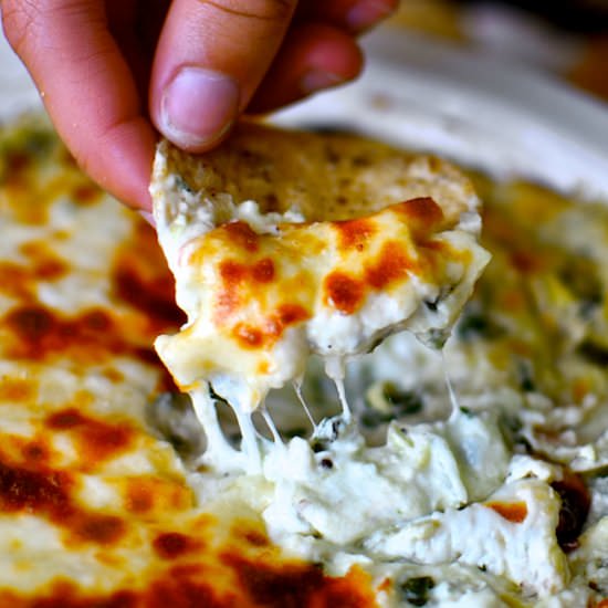 The Best Spinach Artichoke Dip
