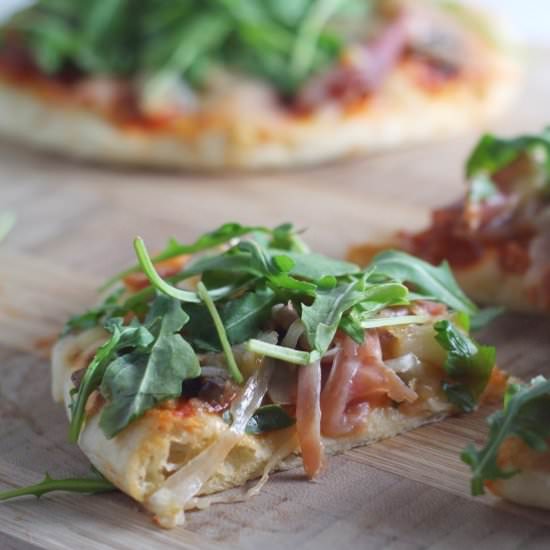 Pita Pizza with Prosciutto