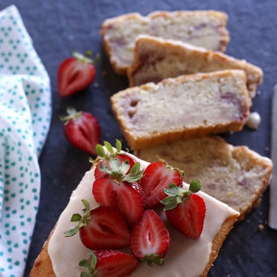 Strawberry & Vanilla Bean Cake
