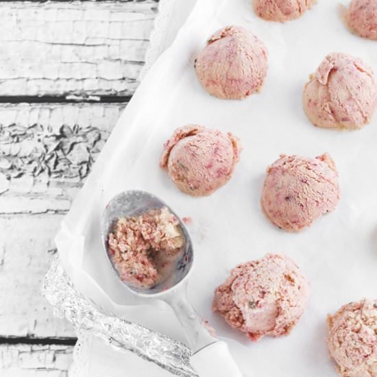 Strawberry ice cream truffles