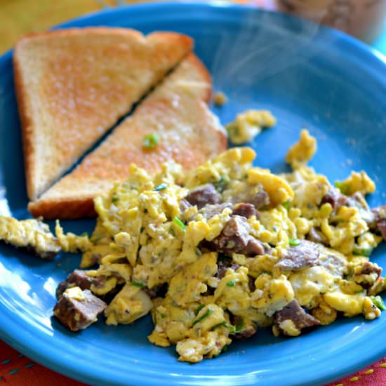 Scrambled Eggs with Steak