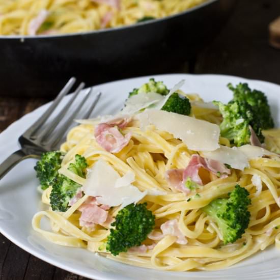 Broccoli and Prosciutto Pasta