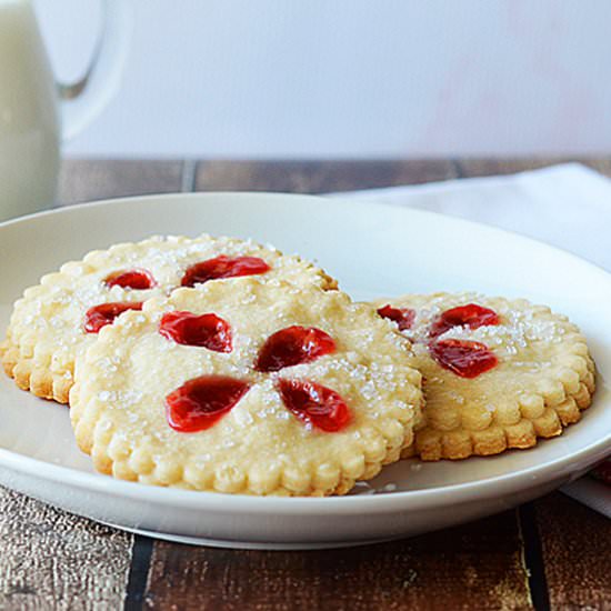 Strawberry Rhubarb Hand Pies