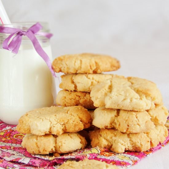 Cookies with tahini paste