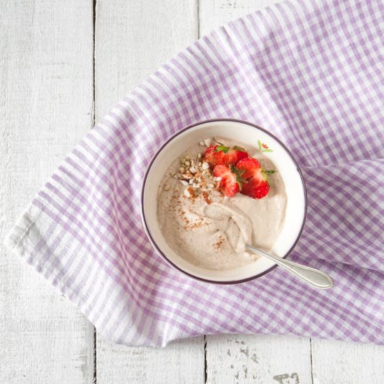 Raw buckwheat porridge with almonds