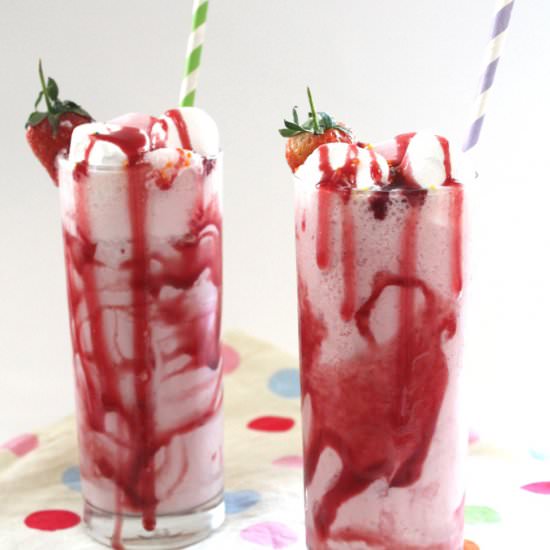 Strawberry Frozen Yogurt Milkshake