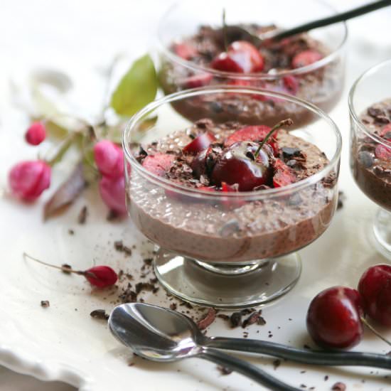 Chocolate Cherry Chia Pudding
