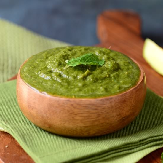 Raw Mango and Coriander Chutney