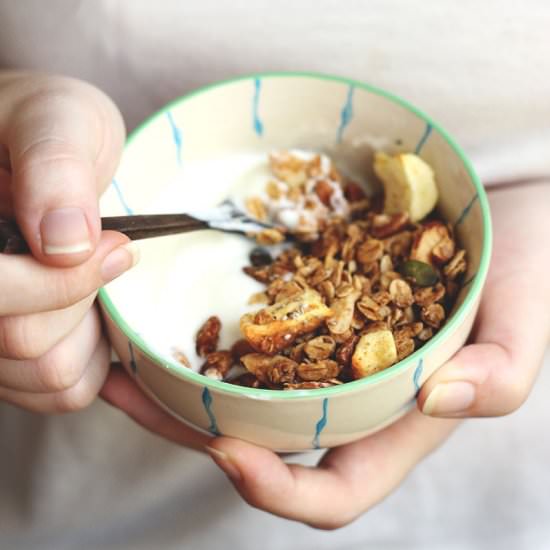 Apple Pie Granola