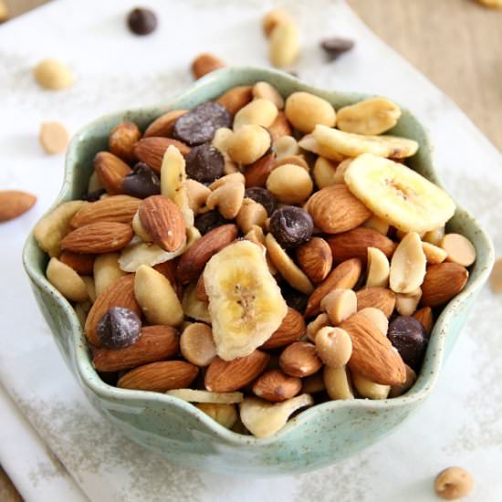 Peanut Butter Banana Trail Mix