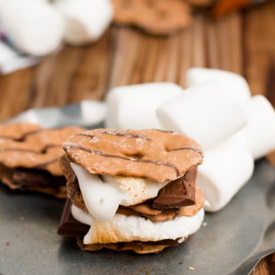 Peanut Butter Pretzel Crisp S’more