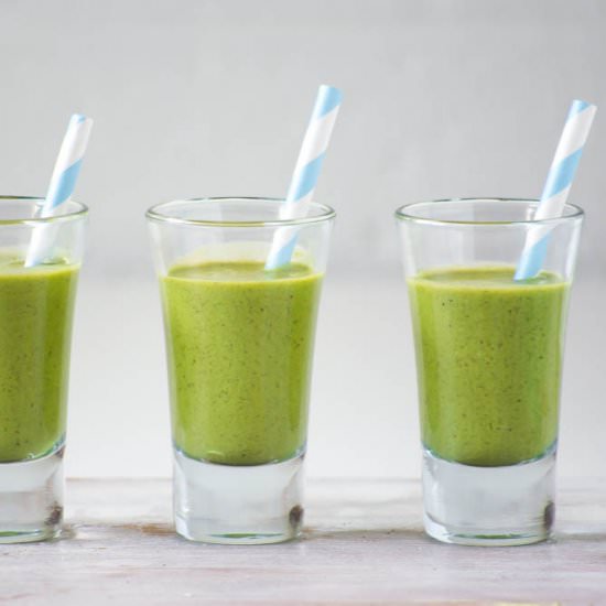Matcha Green Tea Smoothie Shooters