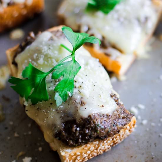 Mushroom Pesto Toast