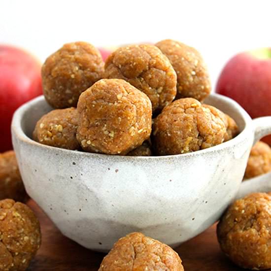 Raw Apple Pie Bites