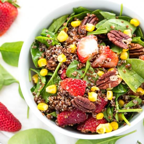 Spinach Strawberry Quinoa Salad