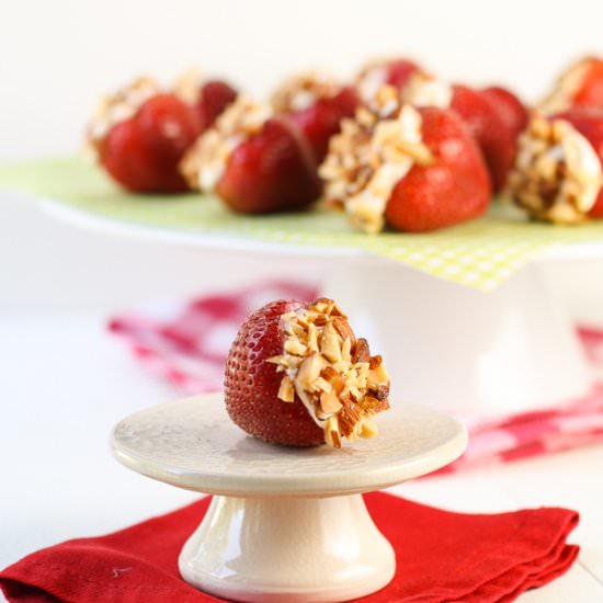 Cheesecake Stuffed Strawberries