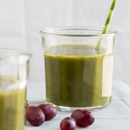 Grape Mango Kale Smoothie