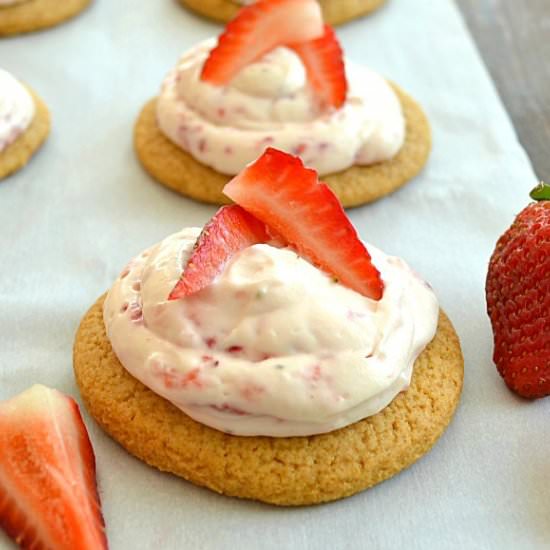 Strawberry Shortcake Cookies