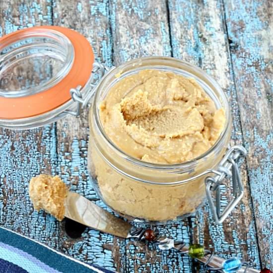 Homemade Peanut Butter