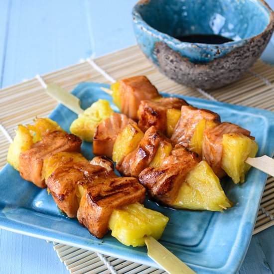 Grilled salmon and pineapple