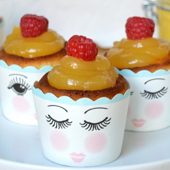 Lemon Curd & Raspberry Cupcakes