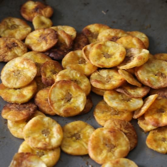 Spicy Baked Plantain Chips