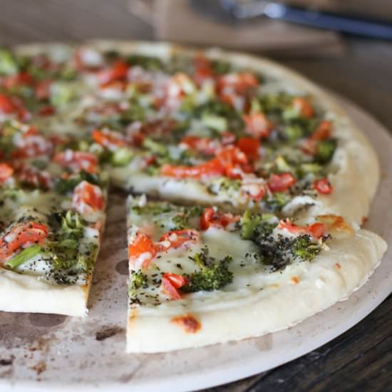 Broccoli Tomato Pizza with Béchamel