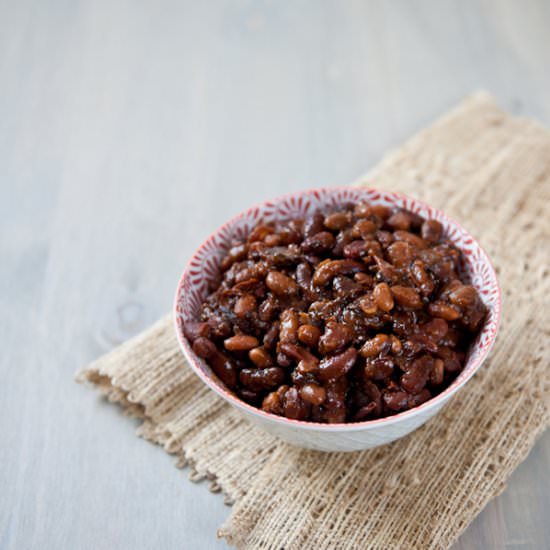 Slow Cooker Baked Maple Bacon Beer